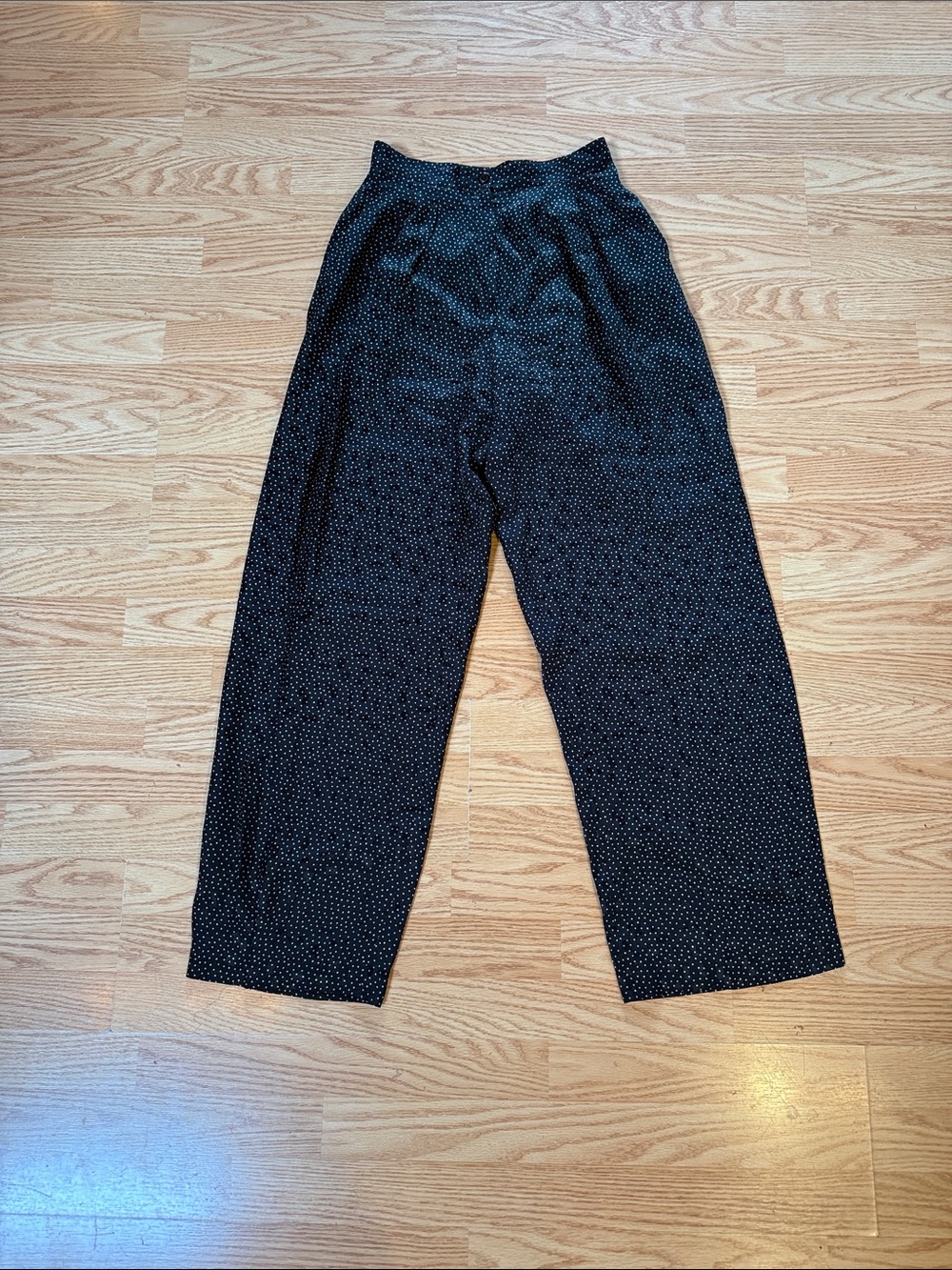 Womenโs Anne Klein 100% silk wide leg pants